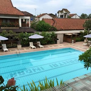 Pantai Indah Resort Hotel Barat